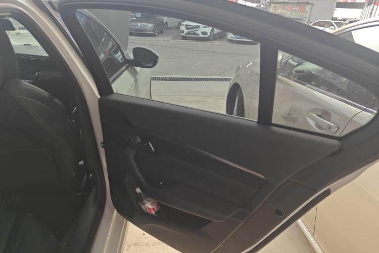 Used Peugeot 508 2022 508L 400THP PureTech Driving Control Edition
