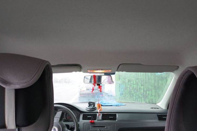 Used Volkswagen Santana 2013 1.6L Manual Fashion Edition
