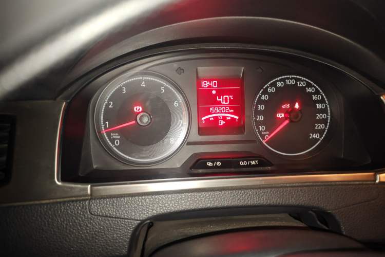 Used Volkswagen Santana 2016 1.4L Manual Fashion Edition
