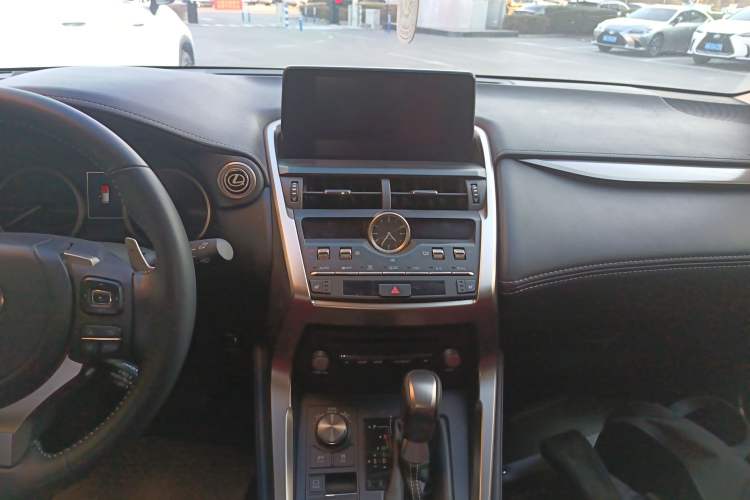 Used Lexus NX 2020 300h Front-Drive FENGSHANG Version China VI Standard