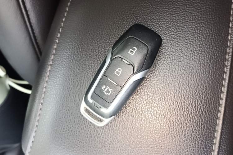 Used Ford Mondeo 2013 2.0L GTDi 200 Luxury Model