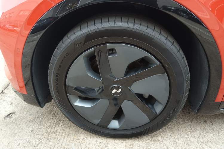 Used ONVO L60 2024 60 kWh Rear-Drive Version
