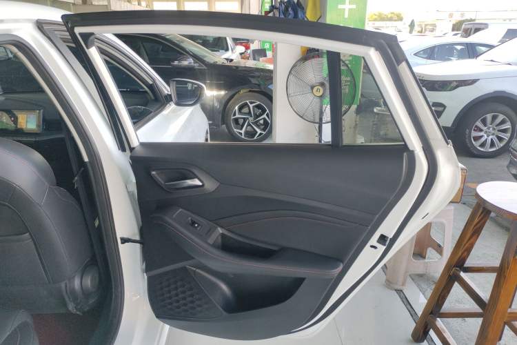 Used MG 5 2023 180 DVVT CVT Luxury Edition
