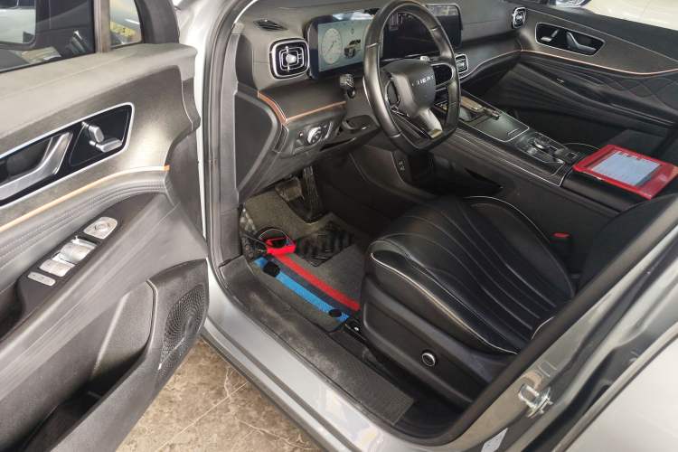 Used Chery Tiggo 9 2023 2.0T Dual-Clutch Two-Wheel Drive Luxury Edition 5 Seats
