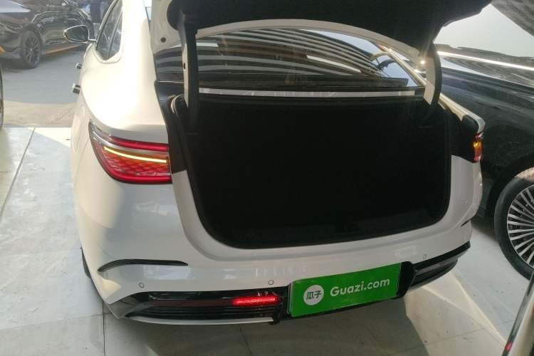 Used BYD Seal 2024 HONOR Edition DM-i 1.5L 121km Luxury Model
