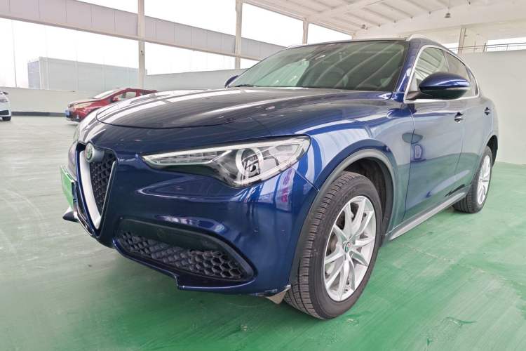 Used Alfa Romeo Stelvio 2017 2.0T 200HP Luxury Edition
