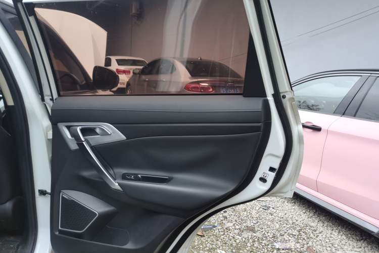 Used Geely Auto Emgrand X7 Sport 2016 1.8TD Automatic ZhiShang Model
