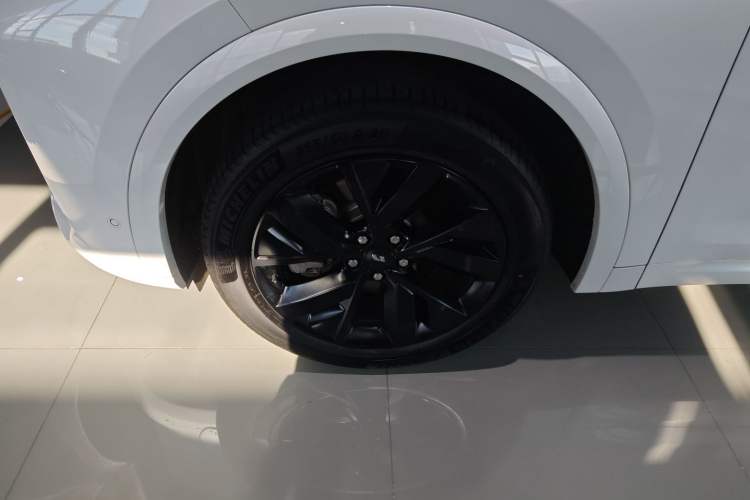 Used Li Auto L7 2023 Air model
