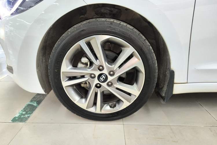 Used Hyundai Elantra 2018 1.6L Automatic 15th Anniversary Special Edition
