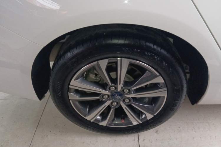 Used Ford Escort 2021 1.5L Automatic Diamond Edition
