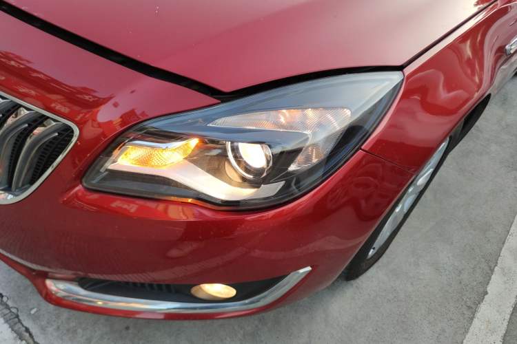 Used Buick Regal 2015 2.0L Elite Fashion Edition
