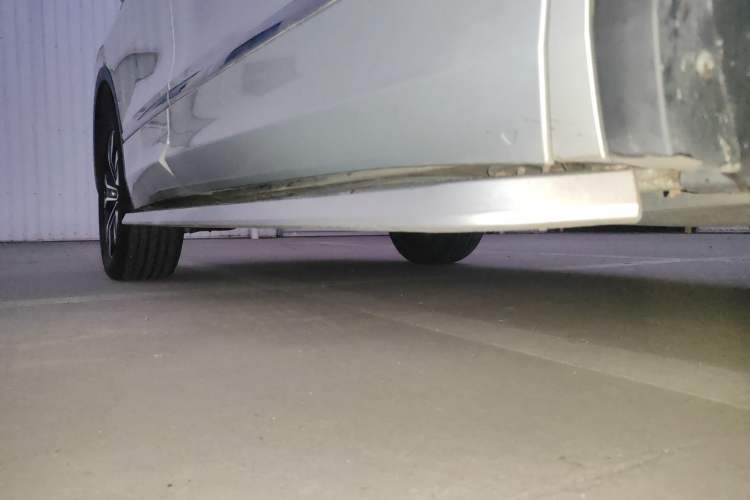 Used Volkswagen Tiguan L 2022 330TSI Automatic Two-Wheel Drive R-Line Enhanced Edition
