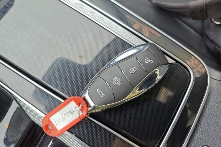 Used Hongqi HS5 2023 2.0T Four-Wheel Drive Flagship Pro Edition