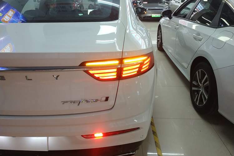 Used Geely Auto Preface 2025 Dongfang Yao 1.5TD Jinghong Edition+