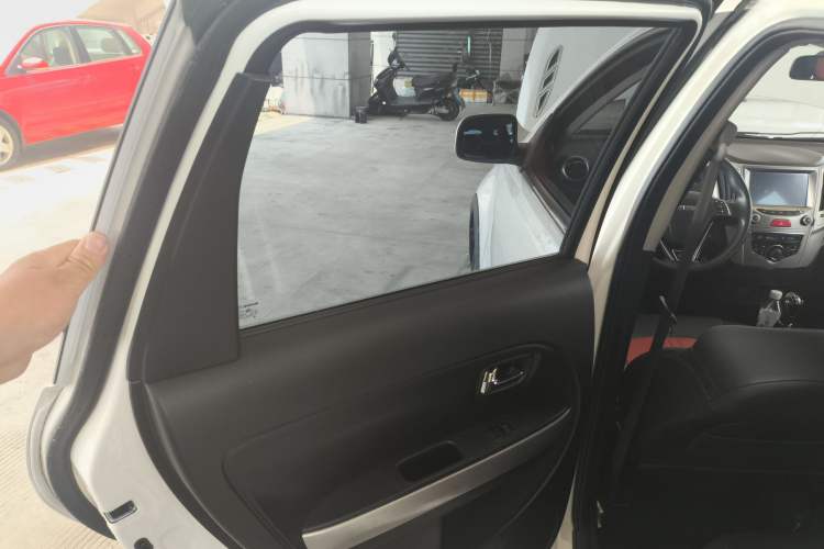 Used Haval H1 2016 Red Label 1.5L Manual Luxury Model