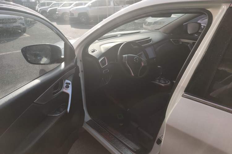 Used Nissan Qashqai 2016 1.2T CVT Fashion Edition
