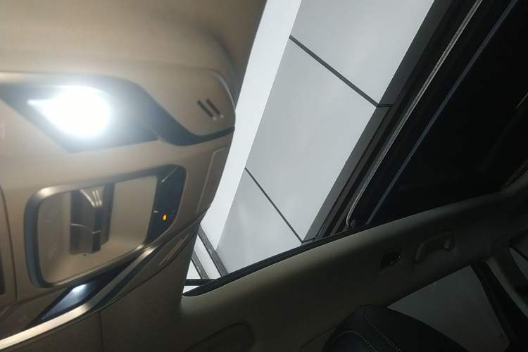 Used Geely Auto Emgrand X7 Sport 2020 1.8TD DCT ZhiZun PRO