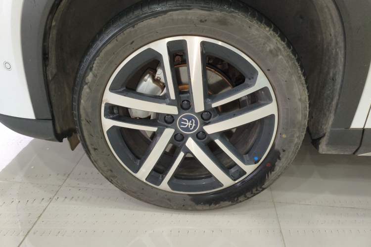 Used BYD Song L DM-i 2025 Intelligent Driving Version 112 km Beyond-Range Type
