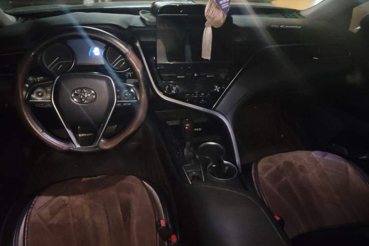 Used Toyota Camry 2021 2.0G Luxury Edition