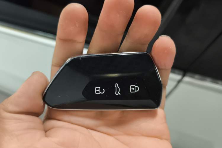 Used Volkswagen Golf 2023 Facelift 280TSI DSG R-Line Lite