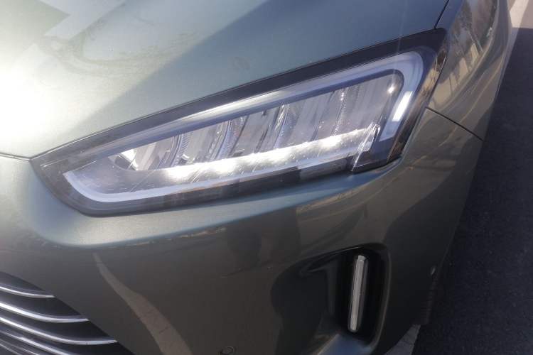 Used Hima AITO M5 2022 Extended-Range Four-Wheel Drive Performance Version
