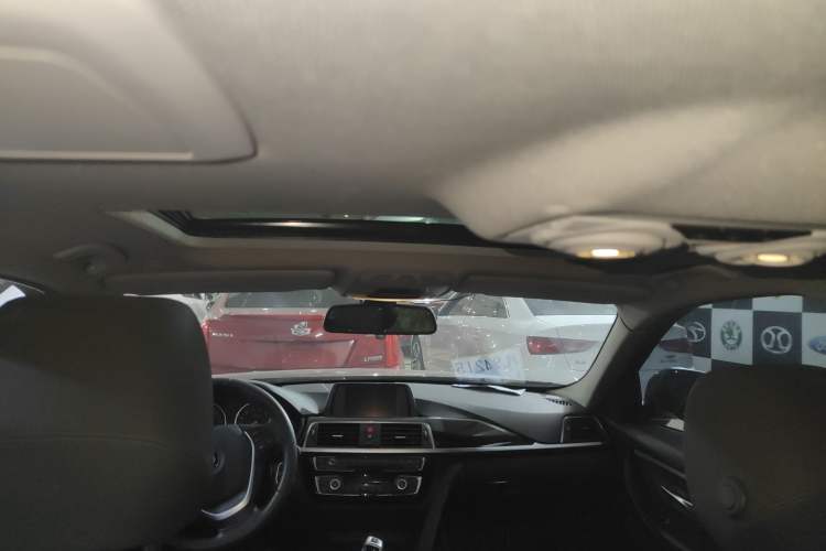 Used BMW 3 Series 2016 320Li Fashion Model
