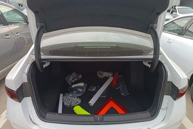 Used BYD Qin PLUS 2025 DM-i Smart Drive 55KM Leading Model