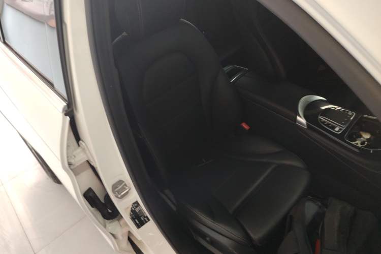 Used Mercedes-Benz GLC 2020 Facelifted GLC 260 L 4MATIC Dynamic Edition
