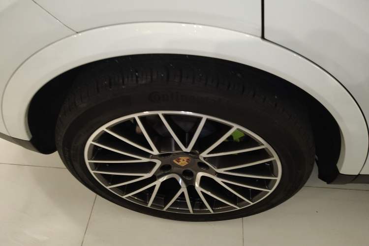 Used Porsche Cayenne E-Hybrid 2023 Cayenne E-Hybrid 2.0T Platinum Edition