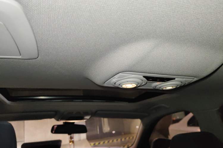 Used BMW 3 Series 2016 320Li Fashion Model
