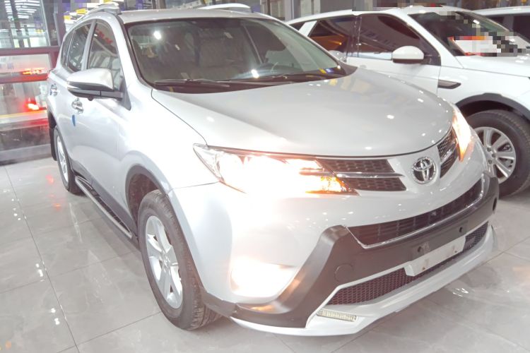 Used Toyota RAV4 2013 2.0L CVT Two-Wheel Drive Urban Edition