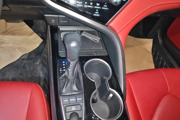 Used Toyota Camry 2019 Revised Version 2.5S Fēngshàng Edition