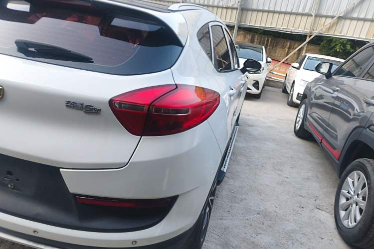 Used Geely Auto Emgrand GS 2017 Sport Edition 1.3T Automatic Smart Connectivity Model
