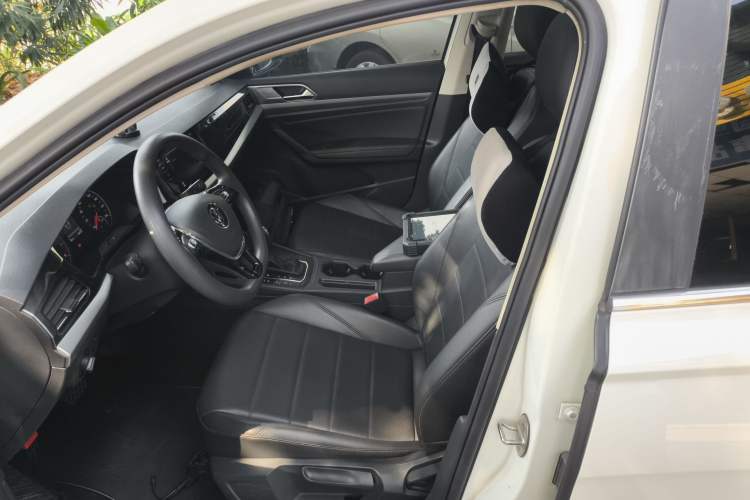 Used Volkswagen Lavida 2021 1.5L Automatic Comfort Edition
