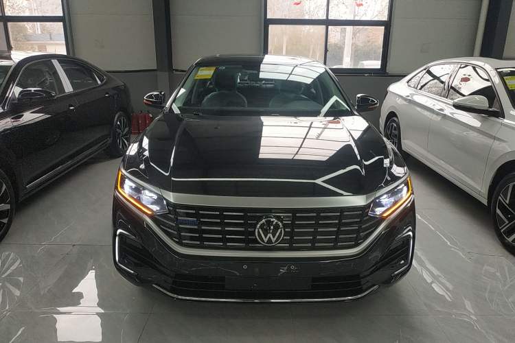 Used Volkswagen Passat New Energy 2025 430 PHEV Hybrid Business Edition
