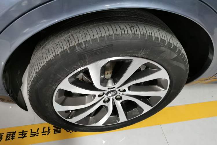 Used Land Rover Discovery Sport 2020 249 PS R-Dynamic Performance Tech Edition 7 Seats
