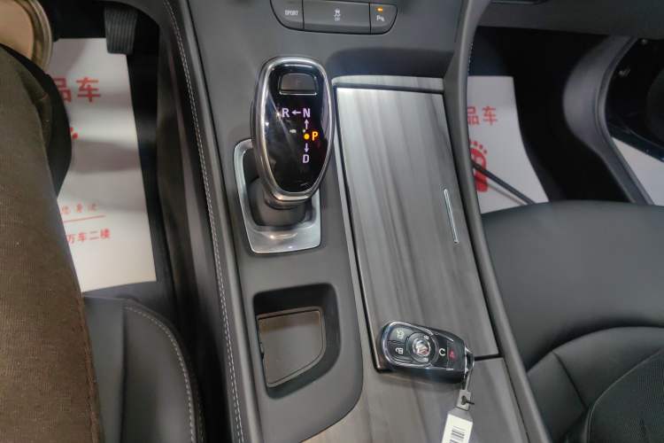 Used Buick LaCrosse 2022 652T Luxury Version
