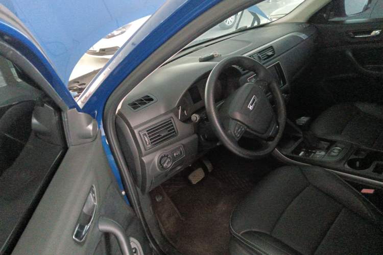 Used Qoros 5 2018 Revised Version 1.6T Automatic Leading Edition
