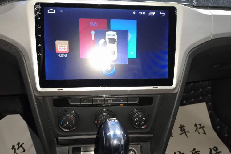 Used Volkswagen Lamando 2019 230TSI DSG Fashion Edition China VI
