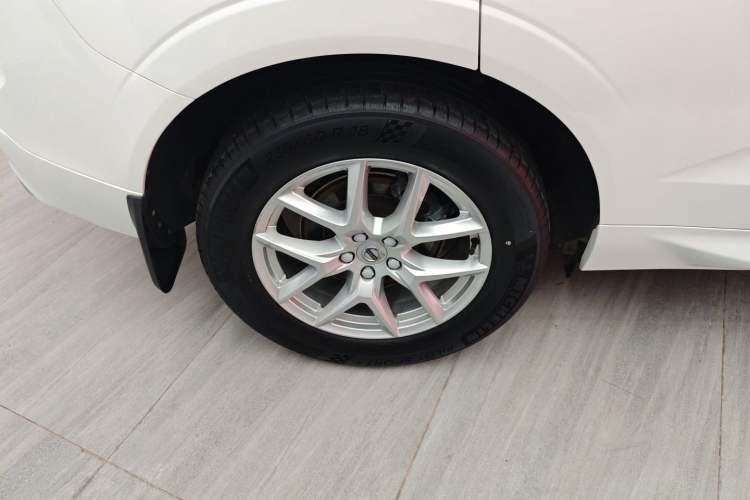 Used Volvo XC60 2019 T5 4x4 Smart Edition China VI Standard