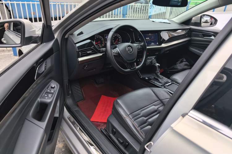 Used Volkswagen Passat 2019 330TSI Elite Edition China VI