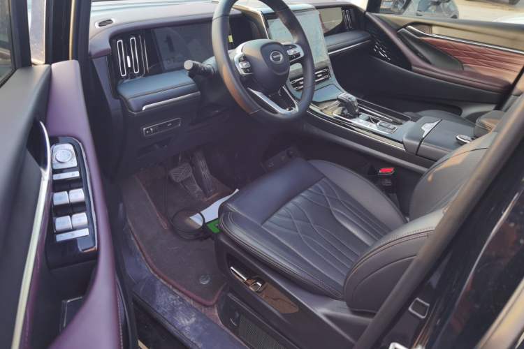 Used GAC Trumpchi M8 2024 Master Series 400T Prestige Edition