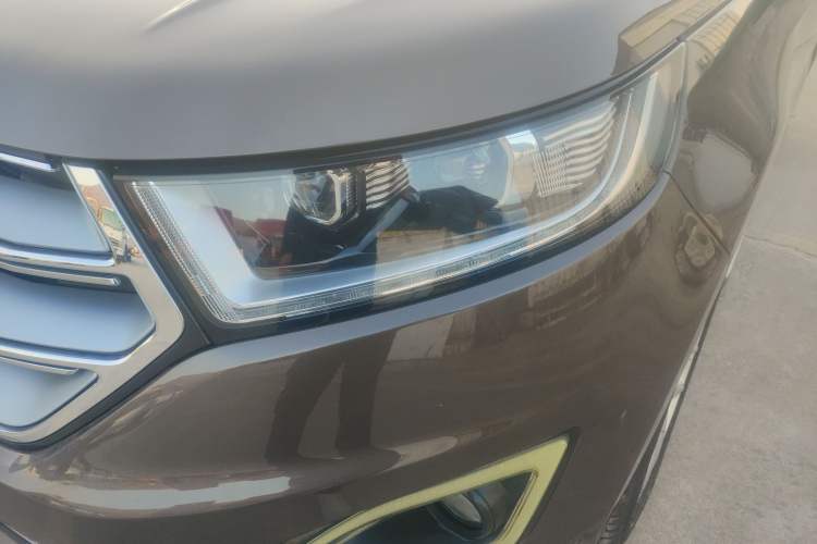 Used Ford Edge 2016 EcoBoost 245 Four-Wheel Drive Titanium 7-Seater