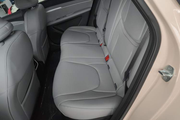 Used XPeng MONA M03 2025 620 Ultra-Long Range Plus
