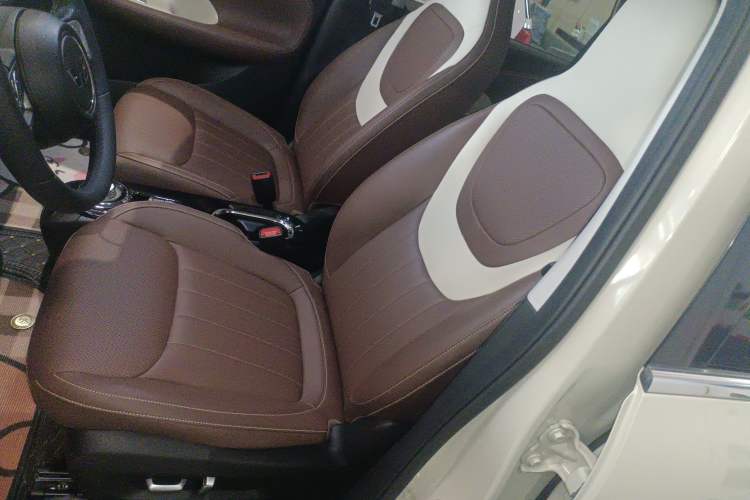 Used Wuling Bingo 2023 333 km Lingxi Connected+ Version
