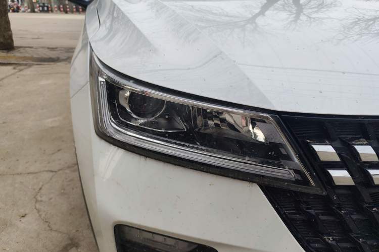 Used Wuling Alvez 2026 1.5L Manual Freedom Model