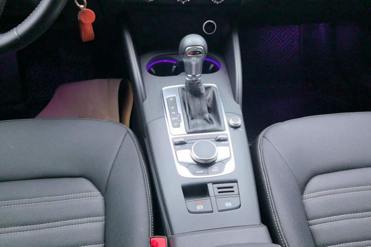 Used Audi A3 2019 Limousine 35 TFSI Ambition China V
