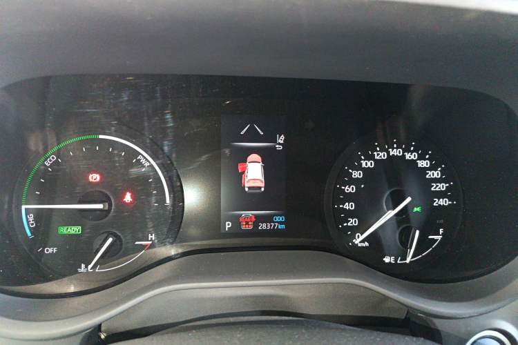 Used Toyota Sienna 2023 2.5L Hybrid Deluxe Edition