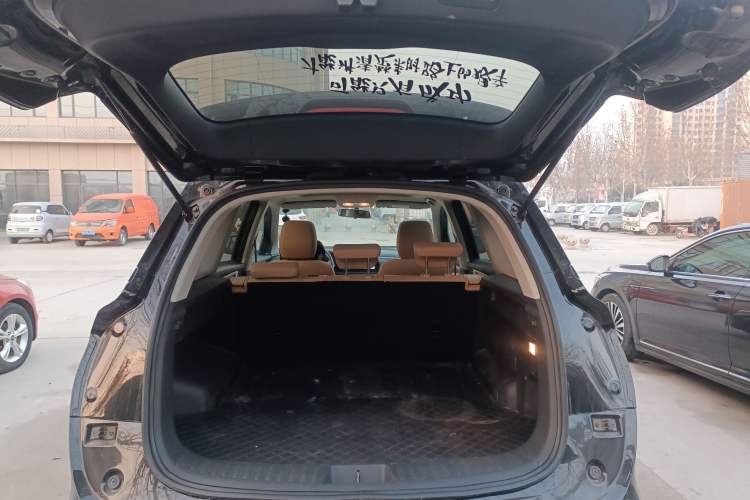 Used  E5 2023 1.5L DE-i 100KM Enjoyment Version 5 Seats
