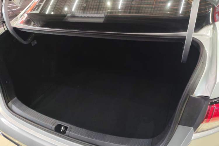 Used Toyota Levin 2021 Dual-Motor 1.8H E-CVT Sport Edition
